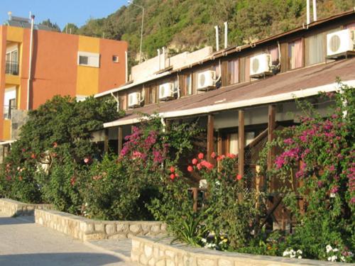 Number One Apart Hotel Karaburun  Exterior foto